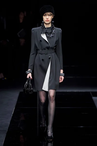 Look 24